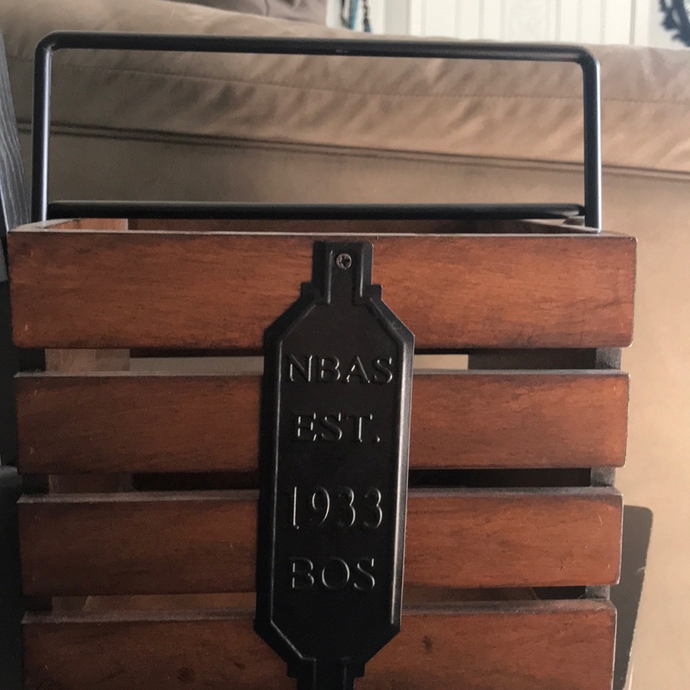 Wood crate